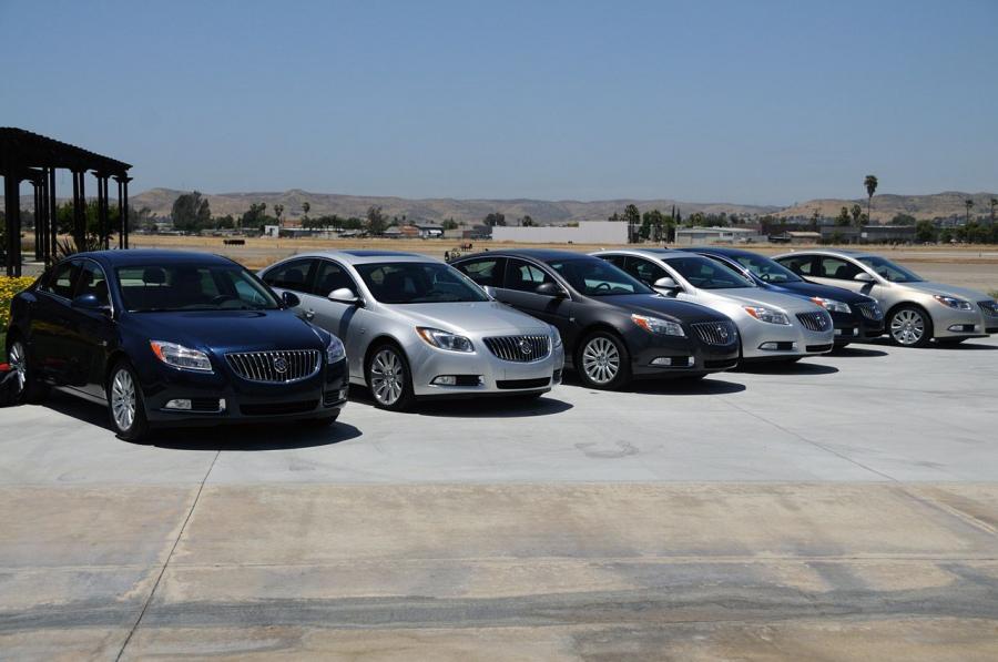  Buick Regal 2011 года  (фото 11 из 77)